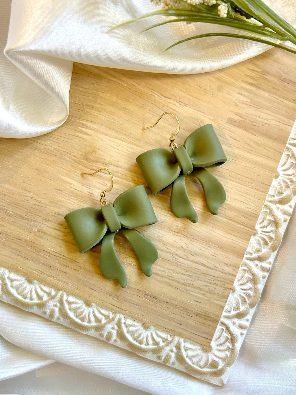 Olive Green Bows
